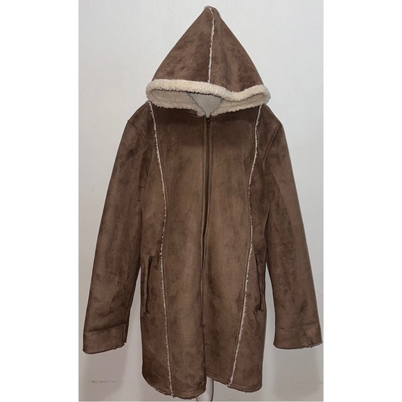 Brown Sherpa Hooded Coat - Picture 8 of 9